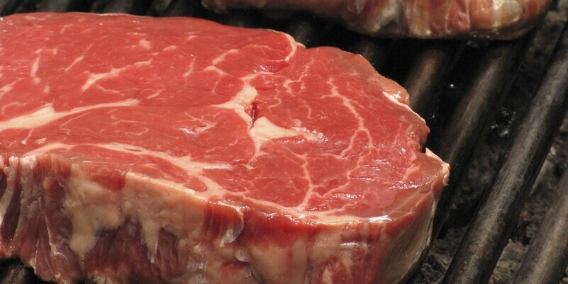 steak-on-grill