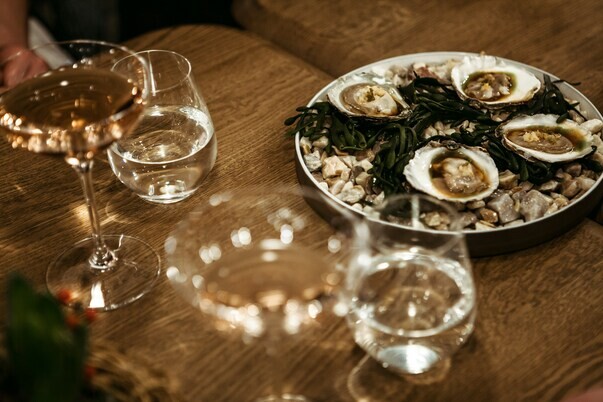 oysters-and-wine