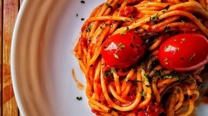 pasta-dishes-on-table