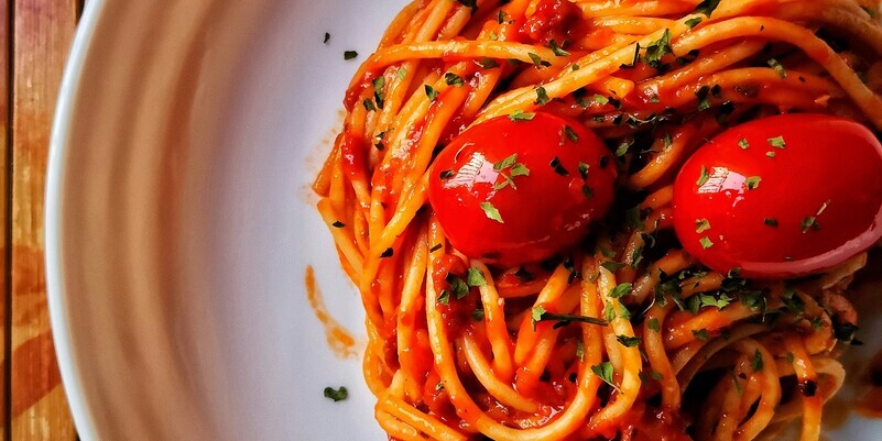 pasta-dishes-on-table